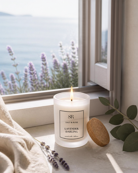 Warm Summer Evenings That Are Yours: How a Candle Transforms Your Evening
